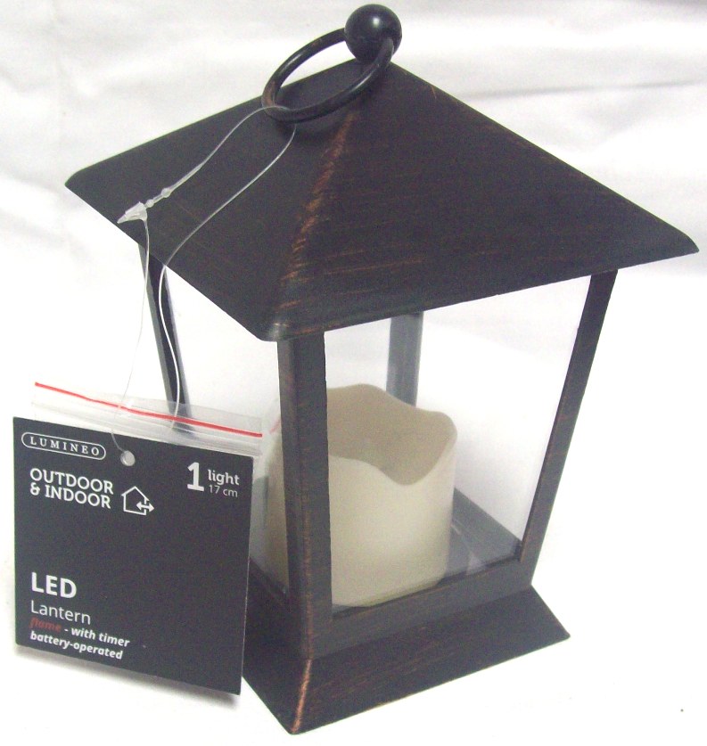 Lumineo Indoor & Outdoor Battery Operated LED Flame Candle Lantern With